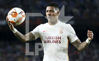2022-03-10 - Patrick van Aanholt of Galatasaray during the UEFA Europa League, Round of 16, 1st leg football match between FC Barcelona and Galatasaray on March 10, 2022 at Camp Nou stadium in Barcelona, Spain - FC BARCELONA VS GALATASARAY - UEFA EUROPA LEAGUE - SOCCER