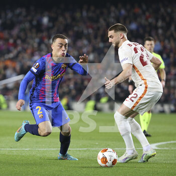 2022-03-10 - Sergino Dest of Barcelona, Berkan Kutlu of Galatasaray during the UEFA Europa League, Round of 16, 1st leg football match between FC Barcelona and Galatasaray on March 10, 2022 at Camp Nou stadium in Barcelona, Spain - FC BARCELONA VS GALATASARAY - UEFA EUROPA LEAGUE - SOCCER