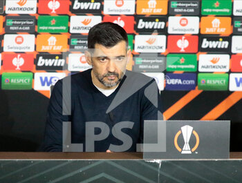 2022-03-17 - Coach Sergio Conceicao of Fc Porto at the press conference at the end of the the UEFA Europa League, Round of 16, 2nd leg football match between Olympique Lyonnais (Lyon) and FC Porto on March 17, 2022 at Groupama stadium in Decines-Charpieu near Lyon, France - OLYMPIQUE LYONNAIS VS FC PORTO - UEFA EUROPA LEAGUE - SOCCER