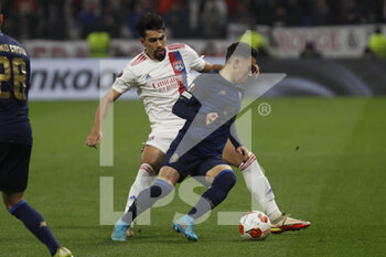 2022-03-17 - PEPE of Porto and Lucas PAQUETA of Lyon during the UEFA Europa League, Round of 16, 2nd leg football match between Olympique Lyonnais (Lyon) and FC Porto on March 17, 2022 at Groupama stadium in Decines-Charpieu near Lyon, France - OLYMPIQUE LYONNAIS (LYON, OL) VS FC PORTO - UEFA EUROPA LEAGUE - SOCCER