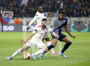 2022-03-17 - Leo Dubois of Lyon, Wenderson Rodrigues aka Galeno of Porto during the UEFA Europa League, Round of 16, 2nd leg football match between Olympique Lyonnais (Lyon, OL) and FC Porto on March 17, 2022 at Groupama stadium in Decines-Charpieu near Lyon, France - OLYMPIQUE LYONNAIS (LYON, OL) VS FC PORTO - UEFA EUROPA LEAGUE - SOCCER