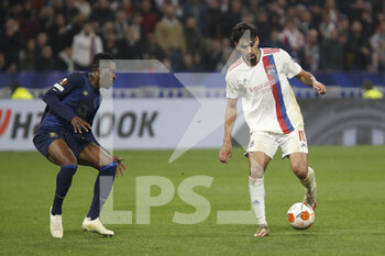2022-03-17 - Lucas PAQUETA of Lyon and ZAIDU of Porto during the UEFA Europa League, Round of 16, 2nd leg football match between Olympique Lyonnais (Lyon) and FC Porto on March 17, 2022 at Groupama stadium in Decines-Charpieu near Lyon, France - OLYMPIQUE LYONNAIS (LYON, OL) VS FC PORTO - UEFA EUROPA LEAGUE - SOCCER
