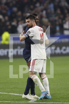 2022-03-17 - ZAIDU of Porto and Leo DUBOIS of Lyon during the UEFA Europa League, Round of 16, 2nd leg football match between Olympique Lyonnais (Lyon) and FC Porto on March 17, 2022 at Groupama stadium in Decines-Charpieu near Lyon, France - OLYMPIQUE LYONNAIS (LYON, OL) VS FC PORTO - UEFA EUROPA LEAGUE - SOCCER