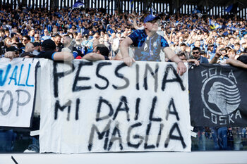 2022-04-14 - Atalanta BC fan shows a banner - ATALANTA BC VS RB LIPSIA - UEFA EUROPA LEAGUE - SOCCER