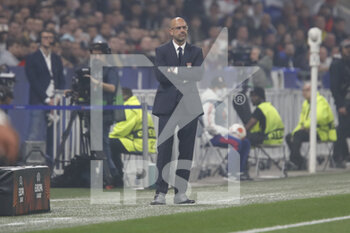 2022-04-14 - Peter BOSZ coach of Lyon during the UEFA Europa League, Quarter-finals, 2nd leg football match between Olympique Lyonnais (Lyon) and West Ham United on April 14, 2022 at Groupama stadium in Decines-Charpieu near Lyon, France - OLYMPIQUE LYONNAIS (LYON) VS WEST HAM UNITED - UEFA EUROPA LEAGUE - SOCCER