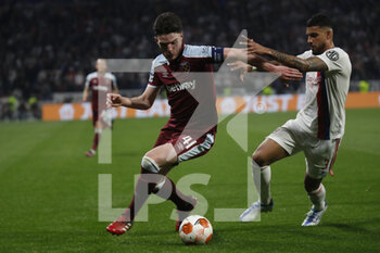2022-04-14 - Declan RICE of West Ham United and EMERSON of Lyon during the UEFA Europa League, Quarter-finals, 2nd leg football match between Olympique Lyonnais (Lyon) and West Ham United on April 14, 2022 at Groupama stadium in Decines-Charpieu near Lyon, France - OLYMPIQUE LYONNAIS (LYON) VS WEST HAM UNITED - UEFA EUROPA LEAGUE - SOCCER