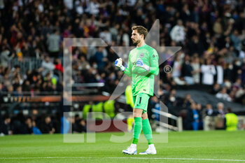 2022-04-14 - Kevin Trapp of Frankfurt celebrates a goal scored by Filip Kostic during the UEFA Europa League, Quarter-finals, 2nd leg football match between FC Barcelona and Eintracht Frankfurt on April 14, 2022 at Camp Nou stadium in Barcelona, Spain - FC BARCELONA VS EINTRACHT FRANKFURT - UEFA EUROPA LEAGUE - SOCCER