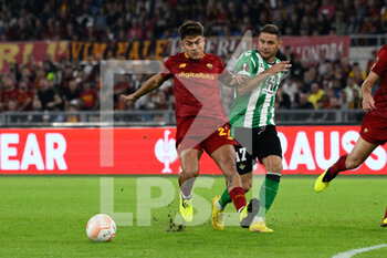 06/10/2022 - Joaquín (Real Betis) Paulo Dybala (AS Roma) during the UEFA Europa League 2022-2023 football match between AS Roma and Real Betis at The Olympic Stadium in Rome on September 15, 2022. - AS ROMA VS REAL BETIS - UEFA EUROPA LEAGUE - CALCIO