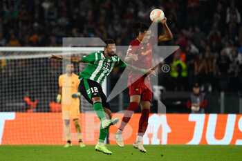 06/10/2022 - Willian José (Real Betis) Chris Smalling (AS Roma) during the UEFA Europa League 2022-2023 football match between AS Roma and Real Betis at The Olympic Stadium in Rome on September 15, 2022. - AS ROMA VS REAL BETIS - UEFA EUROPA LEAGUE - CALCIO