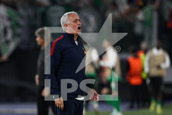 06/10/2022 - Jose’ Mourinho coach (AS Roma) during the UEFA Europa League 2022-2023 football match between AS Roma and Real Betis at The Olympic Stadium in Rome on September 15, 2022. - AS ROMA VS REAL BETIS - UEFA EUROPA LEAGUE - CALCIO