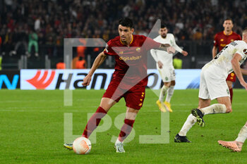 2022-11-03 - Roger Ibanez (AS Roma) during the UEFA Europa League 2022-2023 football match between AS Roma and PFC Ludogorets at The Olympic Stadium in Rome on November 03, 2022. - AS ROMA VS PFC LUDOGORETS - UEFA EUROPA LEAGUE - SOCCER