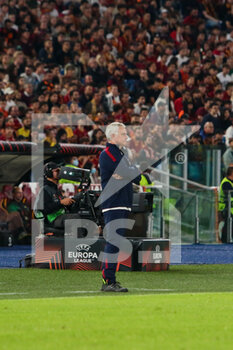 06/10/2022 - Roma, Italy 6th October 2022: Josè Mourinho coach of A.S. Roma during the UEFA Europa League 202223 football match between AS Roma vs Real Betis at the Olimpico stadium - UEFA EUROPA LEAGUE 2022/23 FOOTBALL MATCH AS ROMA VS REAL BETIS - UEFA EUROPA LEAGUE - CALCIO