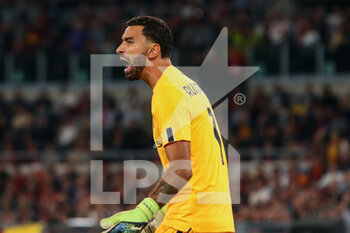 06/10/2022 - Roma, Italy 6th October 2022: Rui Patricio of A.S. Roma gestures during the UEFA Europa League 202223 football match between AS Roma vs Real Betis at the Olimpico stadium - UEFA EUROPA LEAGUE 2022/23 FOOTBALL MATCH AS ROMA VS REAL BETIS - UEFA EUROPA LEAGUE - CALCIO