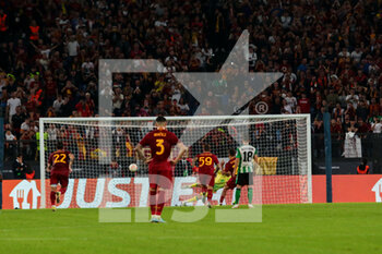 06/10/2022 - Roma, Italy 6th October 2022: Paulo Dybala of AS Roma penalty score gestures during the UEFA Europa League 202223 football match between AS Roma vs Real Betis at the Olimpico stadium - UEFA EUROPA LEAGUE 2022/23 FOOTBALL MATCH AS ROMA VS REAL BETIS - UEFA EUROPA LEAGUE - CALCIO