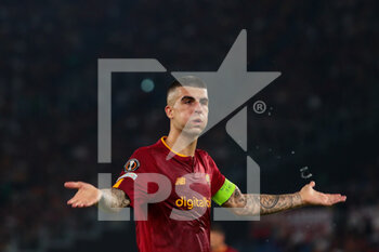 06/10/2022 - Roma, Italy 6th October 2022: Gianluca Mancini of A.S. Roma gestures during the UEFA Europa League 202223 football match between AS Roma vs Real Betis at the Olimpico stadium - UEFA EUROPA LEAGUE 2022/23 FOOTBALL MATCH AS ROMA VS REAL BETIS - UEFA EUROPA LEAGUE - CALCIO