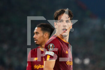 06/10/2022 - Roma, Italy 6th October 2022: Nicolò Zaniolo of A.S. Roma gestures during the UEFA Europa League 202223 football match between AS Roma vs Real Betis at the Olimpico stadium - UEFA EUROPA LEAGUE 2022/23 FOOTBALL MATCH AS ROMA VS REAL BETIS - UEFA EUROPA LEAGUE - CALCIO