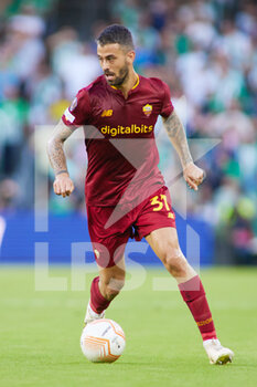 2022-10-13 - Leonardo Spinazzola of AS Roma during the UEFA Europa League, Group C football match between Real Betis and AS Roma on October 13, 2022 at Benito Villamarin Stadium in Sevilla, Spain - FOOTBALL - EUROPA LEAGUE - REAL BETIS V AS ROMA - UEFA EUROPA LEAGUE - SOCCER