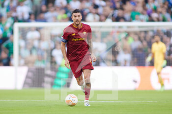 2022-10-13 - Lorenzo Pellegrini of AS Roma during the UEFA Europa League, Group C football match between Real Betis and AS Roma on October 13, 2022 at Benito Villamarin Stadium in Sevilla, Spain - FOOTBALL - EUROPA LEAGUE - REAL BETIS V AS ROMA - UEFA EUROPA LEAGUE - SOCCER
