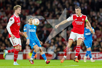 2022-10-20 - Granit Xhaka (34) of Arsenal during the UEFA Europa League, Group A football match between Arsenal and PSV Eindhoven on October 20, 2022 at the Emirates Stadium in London, England - FOOTBALL - EUROPA LEAGUE - ARSENAL V PSV - UEFA EUROPA LEAGUE - SOCCER