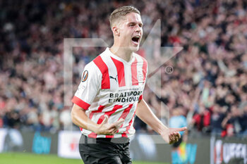2022-10-27 - Joey Veerman of PSV Eindhoven celebrates his goal 1-0 during the UEFA Europa League, Group A football match between PSV Eindhoven and Arsenal FC on October 27, 2022 at Philips Stadion in Eindhoven, Netherlands - FOOTBALL - EUROPA LEAGUE - PSV V ARSENAL - UEFA EUROPA LEAGUE - SOCCER