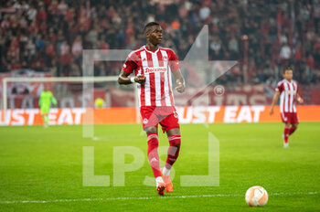 2022-11-03 - PAPE ABOU CISSÉ of Olympiacos FC during the UEFA Europa League group G match between Olympiacos FC and FC Nantes at the Karaiskakis Stadium on November 3, 2022 in Athens, Greece. - OLYMPIACOS VS NANTES - UEFA EUROPA LEAGUE - SOCCER