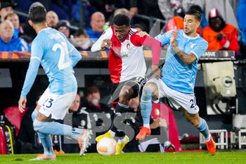 2022-11-03 - Javairo Dilrosun of Feyenoord is challenged by Mattia Zaccagni of SS Lazio during the UEFA Europa League, Group F football match between Feyenoord and SS Lazio on November 3, 2022 at Stadion Feijenoord in Rotterdam, Netherlands - FOOTBALL - EUROPA LEAGUE - FEYENOORD V LAZIO - UEFA EUROPA LEAGUE - SOCCER