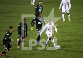 Vannes OC (Vannes Olympique Club) vs Paris Saint-Germain (PSG) - FRENCH CUP - SOCCER
