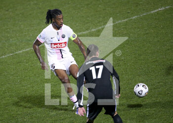 2022-01-03 - Presnel Kimpembe of PSG during the French Cup, round of 32, football match between Vannes OC (Vannes Olympique Club) and Paris Saint-Germain (PSG) on January 3, 2022 at Stade de La Rabine in Vannes, France - VANNES OC (VANNES OLYMPIQUE CLUB) VS PARIS SAINT-GERMAIN (PSG) - FRENCH CUP - SOCCER