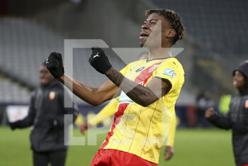 2022-01-04 - Christopher Wooh of Lens celebrates the victory after a penalty shoot-out concluding the French Cup, round of 32, football match between RC Lens (RCL) and Lille OSC (LOSC) on January 4, 2022 at Stade Bollaert-Delelis in Lens, France - RC LENS (RCL) VS LILLE OSC (LOSC) - FRENCH CUP - SOCCER