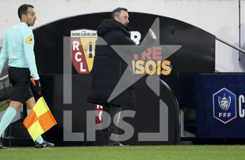 2022-01-30 - Coach of RC Lens Franck Haise during the French Cup, round of 16 football match between RC Lens and AS Monaco on January 30, 2022 at Stade Bollaert-Delelis in Lens, France - RC LENS VS AS MONACO - FRENCH CUP - SOCCER