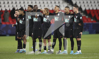 31/01/2022 - Players of PSG during the penalty shootout of the French Cup, round of 16 football match between Paris Saint-Germain and OGC Nice on January 31, 2022 at Parc des Princes stadium in Paris, France - PARIS SAINT-GERMAIN VS OGC NICE - FRENCH CUP - CALCIO