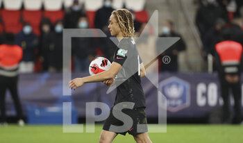 31/01/2022 - Xavi Simons of PSG who will miss his penalty during the penalty shootout of the French Cup, round of 16 football match between Paris Saint-Germain and OGC Nice on January 31, 2022 at Parc des Princes stadium in Paris, France - PARIS SAINT-GERMAIN VS OGC NICE - FRENCH CUP - CALCIO