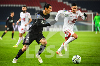 15/01/2022 - Angel DI MARIA of PSG and Romain FAIVRE of Brest during the French championship Ligue 1 football match between Paris Saint-Germain and Stade Brestois (Brest) on January 15, 2022 at Parc des Princes stadium in Paris, France - PARIS SAINT-GERMAIN VS STADE BRESTOIS (BREST) - FRENCH LIGUE 1 - CALCIO