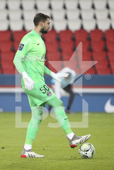 15/01/2022 - Goalkeeper of PSG Gianluigi Donnarumma during the French championship Ligue 1 football match between Paris Saint-Germain (PSG) and Stade Brestois 29 (Brest) on January 15, 2022 at Parc des Princes stadium in Paris, France - PARIS SAINT-GERMAIN VS STADE BRESTOIS (BREST) - FRENCH LIGUE 1 - CALCIO