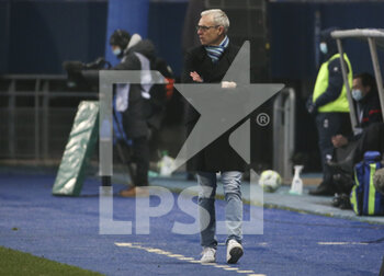 16/01/2022 - Coach of ESTAC Troyes Bruno Irles during the French championship Ligue 1 football match between ESTAC Troyes and Olympique Lyonnais (Lyon) on January 16, 2022 at Stade de L'Aube in Troyes, France - ESTAC TROYES VS OLYMPIQUE LYONNAIS (LYON) - FRENCH LIGUE 1 - CALCIO