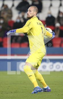 23/01/2022 - Goalkeeper of Reims Predrag Rajkovic during the French championship Ligue 1 football match between Paris Saint-Germain and Stade de Reims on January 23, 2022 at Parc des Princes stadium in Paris, France - PARIS SAINT-GERMAIN VS STADE DE REIMS - FRENCH LIGUE 1 - CALCIO