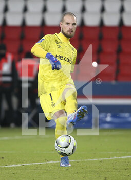 23/01/2022 - Goalkeeper of Reims Predrag Rajkovic during the French championship Ligue 1 football match between Paris Saint-Germain and Stade de Reims on January 23, 2022 at Parc des Princes stadium in Paris, France - PARIS SAINT-GERMAIN VS STADE DE REIMS - FRENCH LIGUE 1 - CALCIO