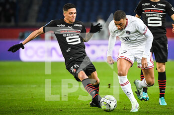 2022-02-11 - Jonas MARTIN of Rennes and Kylian MBAPPE of PSG during the French championship Ligue 1 football match between Paris Saint-Germain and Stade Rennais (Rennes) on February 11, 2022 at Parc des Princes stadium in Paris, France - PARIS SAINT-GERMAIN VS STADE RENNAIS (RENNES) - FRENCH LIGUE 1 - SOCCER