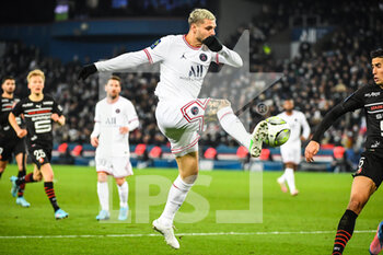 2022-02-11 - Mauro ICARDI of PSG during the French championship Ligue 1 football match between Paris Saint-Germain and Stade Rennais (Rennes) on February 11, 2022 at Parc des Princes stadium in Paris, France - PARIS SAINT-GERMAIN VS STADE RENNAIS (RENNES) - FRENCH LIGUE 1 - SOCCER