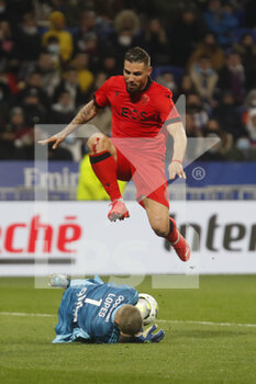 12/02/2022 - Anthony LOPES of Lyon and Andy DELORT of Nice during the French championship Ligue 1 football match between Olympique Lyonnais and OGC Nice on February 12, 2022 at Groupama stadium in Decines-Charpieu near Lyon, France - OLYMPIQUE LYONNAIS VS OGC NICE - FRENCH LIGUE 1 - CALCIO