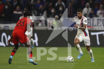 12/02/2022 - EMERSON of Lyon and Jordan LOTOMBA of Nice during the French championship Ligue 1 football match between Olympique Lyonnais and OGC Nice on February 12, 2022 at Groupama stadium in Decines-Charpieu near Lyon, France - OLYMPIQUE LYONNAIS VS OGC NICE - FRENCH LIGUE 1 - CALCIO