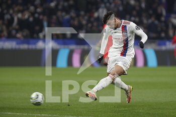 12/02/2022 - Lucas PAQUETA of Lyon during the French championship Ligue 1 football match between Olympique Lyonnais and OGC Nice on February 12, 2022 at Groupama stadium in Decines-Charpieu near Lyon, France - OLYMPIQUE LYONNAIS VS OGC NICE - FRENCH LIGUE 1 - CALCIO