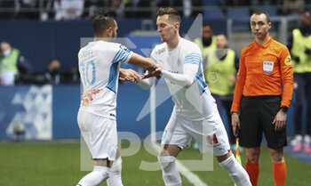 28/02/2022 - Dimitri Payet of Marseille is replaced by Arkadiusz Milik of Marseille during the French championship Ligue 1 football match between ESTAC Troyes and Olympique de Marseille (OM) on February 27, 2022 at Stade de l'Aube in Troyes, France - ESTAC TROYES VS OLYMPIQUE DE MARSEILLE (OM) - FRENCH LIGUE 1 - CALCIO