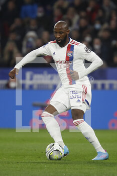 27/02/2022 - Moussa DEMBELE of Lyon during the French championship Ligue 1 football match between Olympique Lyonnais (Lyon) and LOSC Lille on February 27, 2022 at Groupama stadium in Decines-Charpieu near Lyon, France - OLYMPIQUE LYONNAIS (LYON) VS LOSC LILLE - FRENCH LIGUE 1 - CALCIO