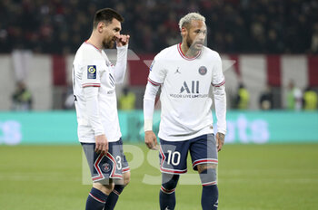 2022-03-05 - Lionel Messi, Neymar Jr of PSG during the French championship Ligue 1 football match between OGC Nice (OGCN) and Paris Saint-Germain (PSG) on March 5, 2022 at Allianz Riviera stadium in Nice, France - OGC NICE (OGCN) VS PARIS SAINT-GERMAIN (PSG) - FRENCH LIGUE 1 - SOCCER