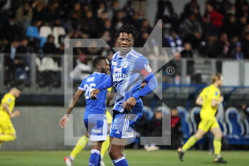 12/03/2022 - Captain Malik Tchokounte 18 Dunkerque during the French championship Ligue 2 football match between USL Dunkerque and Pau FC on March 12, 2022 at Marcel Tribut stadium in Dunkerque, France - USL DUNKERQUE VS PAU FC - FRENCH LIGUE 1 - CALCIO