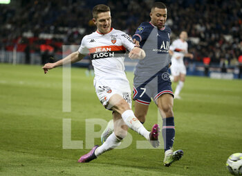 03/04/2022 - Julien Laporte of Lorient, Kylian Mbappe of France during the French championship Ligue 1 football match between Paris Saint-Germain (PSG) and FC Lorient on April 3, 2022 at Parc des Princes stadium in Paris, France - PARIS SAINT-GERMAIN VS FC LORIENT - FRENCH LIGUE 1 - CALCIO