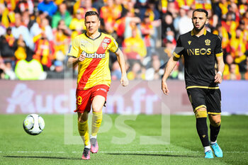 10/04/2022 - Przemyslaw Adam FRANKOWSKI of Lens and Amine GOUIRI of Nice during the French championship Ligue 1 football match between RC Lens and OGC Nice on April 10, 2022 at Bollaert-Delelis stadium in Lens, France - RC LENS VS OGC NICE - FRENCH LIGUE 1 - CALCIO