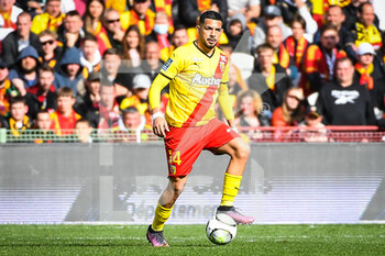 10/04/2022 - Facundo Axel MEDINA of Lens during the French championship Ligue 1 football match between RC Lens and OGC Nice on April 10, 2022 at Bollaert-Delelis stadium in Lens, France - RC LENS VS OGC NICE - FRENCH LIGUE 1 - CALCIO