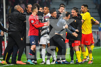 2022-04-16 - Altercation with players and staff of Lille and Lens during the French championship Ligue 1 football match between LOSC Lille and RC Lens on April 16, 2022 at Pierre Mauroy stadium in Villeneuve-d'Ascq near Lille, France - LOSC LILLE VS RC LENS - FRENCH LIGUE 1 - SOCCER